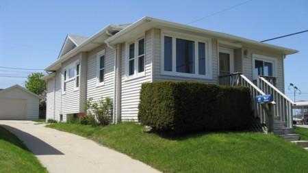 1212 Virginia, Racine, WI 53405