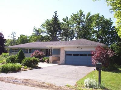 1953 W Bender Rd, Glendale, WI 53209