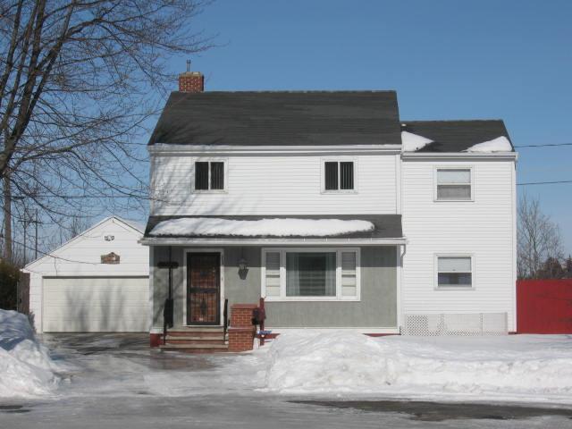 304 Union Pl., Manitowoc, WI 54220