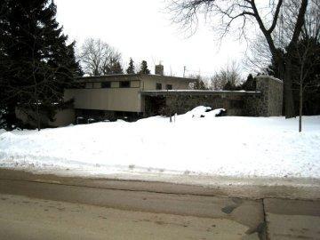 715 E Newhall Ave., Waukesha, WI 53186