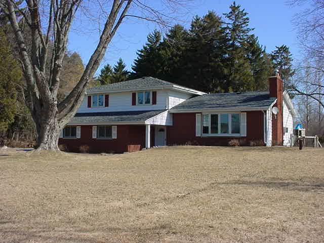 6501 State Highway 147, Two Rivers, WI 54241