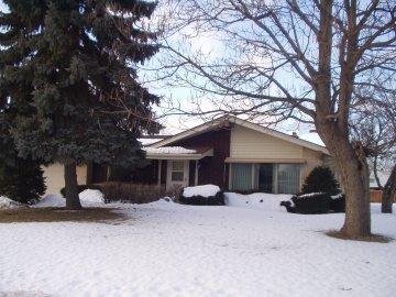 13690 W Park Ave., New Berlin, WI 53151