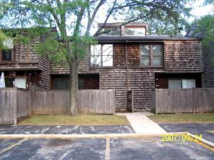 6951 W Glenbrook Rd., Milwaukee, WI 53223