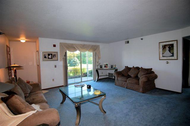 3650 E Barbara Ct. #Unit 1, Oak Creek, WI 53154