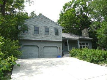 418 Everett, Waukesha, WI 53188