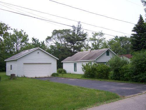10499 266th Ave., Salem, WI 53179