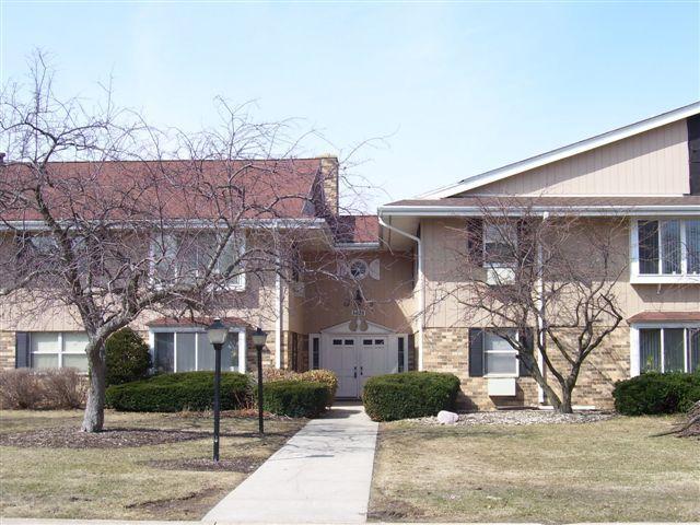 5625 W Brown Deer #213, Brown Deer, WI 53223