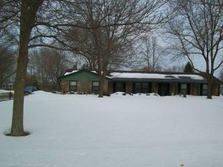 5550 S Kurtz, Hales Corners, WI 53130