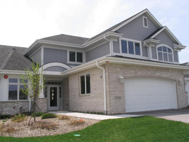 17135 Bay Ct. #41B, Brookfield, WI 53005
