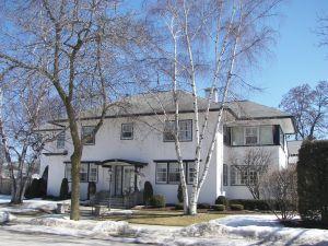 819 N 14th St, Manitowoc, WI 54220