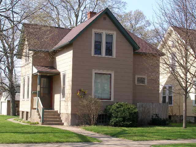 1624 Mississippi St., La Crosse, WI 54601