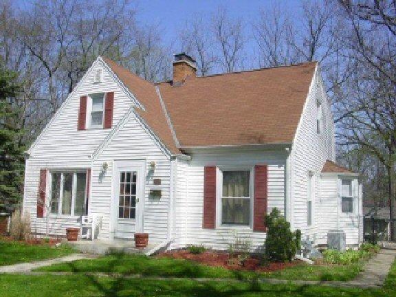 11034 W Denis Ave, Hales Corners, WI 53130