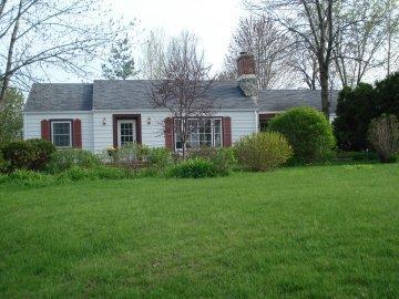 20035 W Greenfield Ave, New Berlin, WI 53146