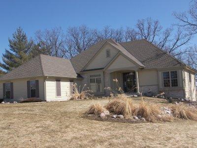 N27W26021 Steeplechase Dr., Pewaukee, WI 53072