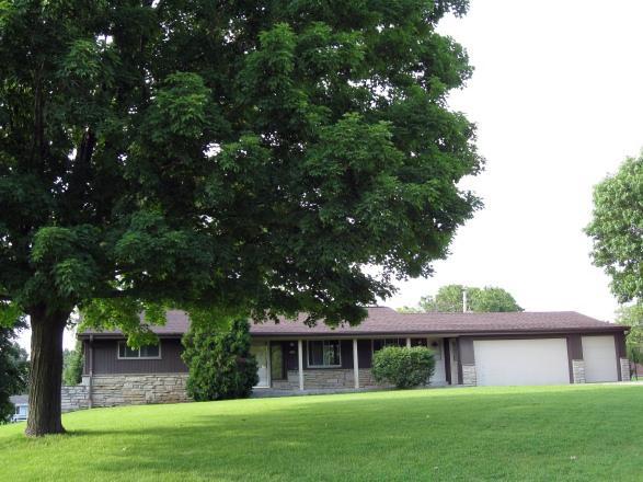 17080 W Salentine Dr., New Berlin, WI 53151