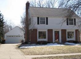9517 Beverly Pl, Wauwatosa, WI 53226
