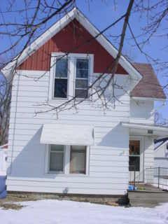 117 N West Ave., Waukesha, WI 53186