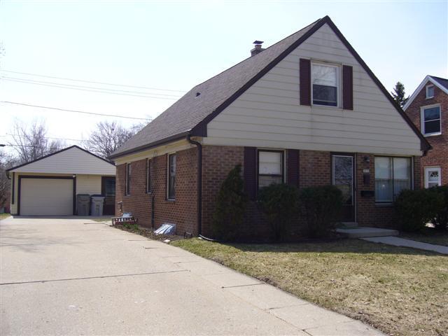 5035 W Fillmore Dr., Milwaukee, WI 53219