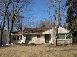 2325 N 117th St., Wauwatosa, WI 53226