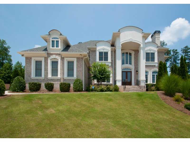 1009 Carriage Ln., Smyrna, GA 30082