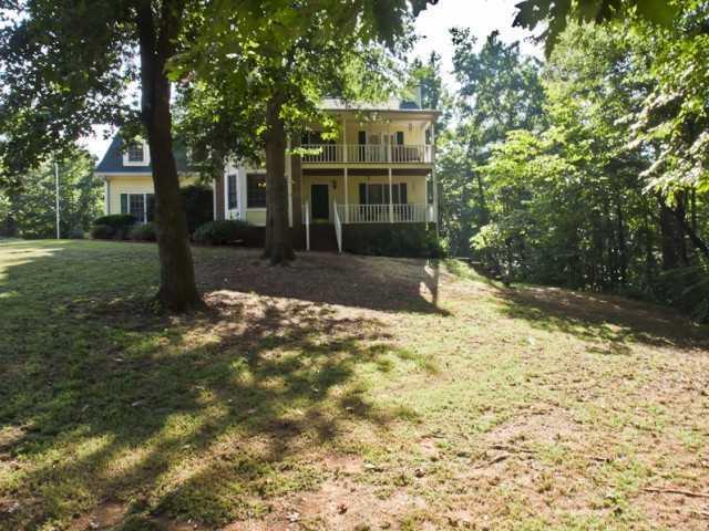 5619 Honeytree Dr., Braselton, GA 30517