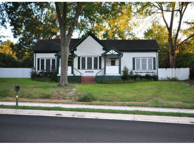 4321 Atlanta St., Powder Springs, GA 30127