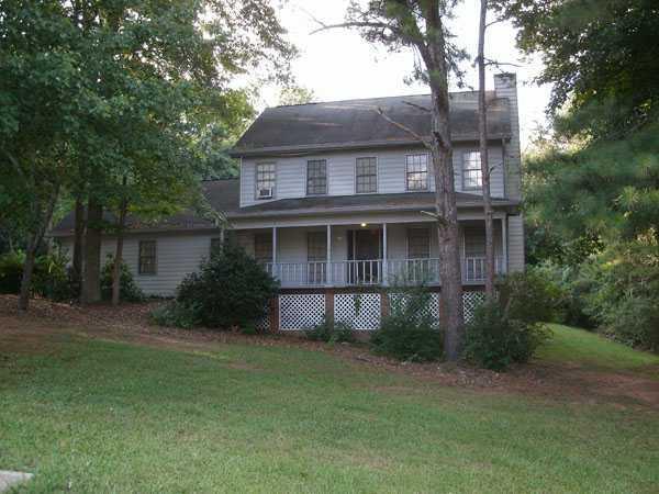 6718 Jojanne Ln., Lithonia, GA 30038