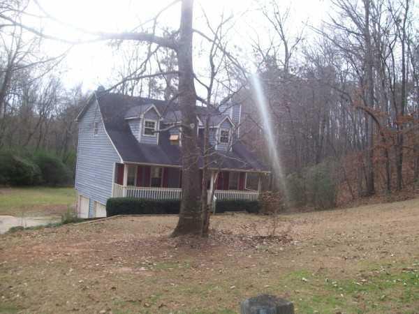 219 Chattooga Dr., Woodstock, GA 30188