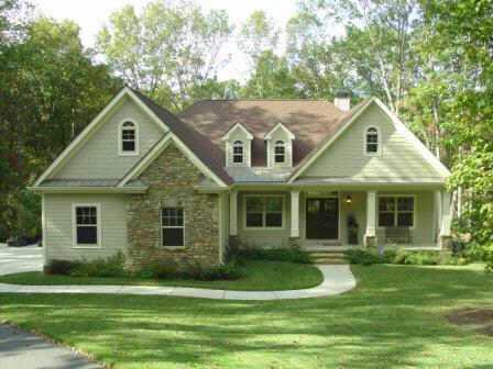 5209 Laurel Cir., Gainesville, GA 30506