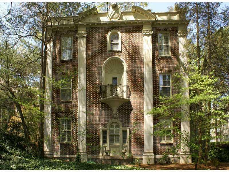 2260 Peachtree Rd. #D6, Atlanta, GA 30309