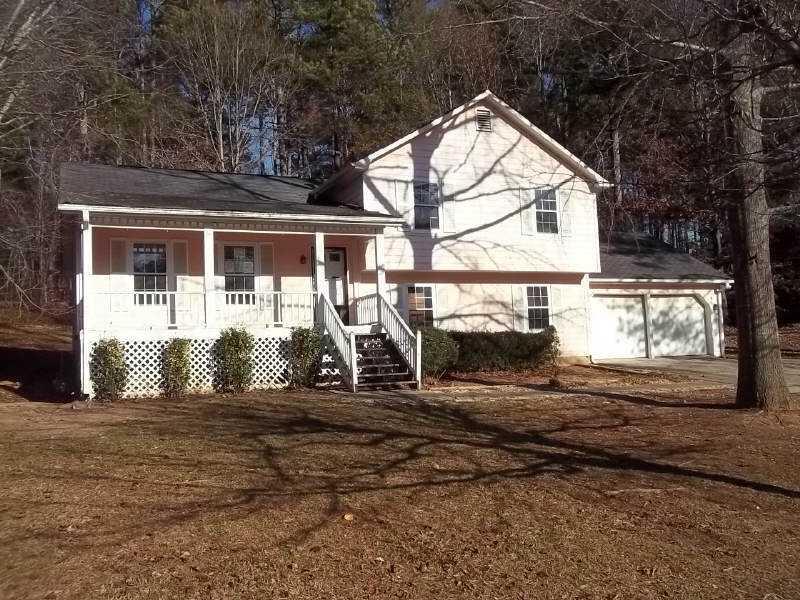 6480 Swift Creek Dr., Lithonia, GA 30058