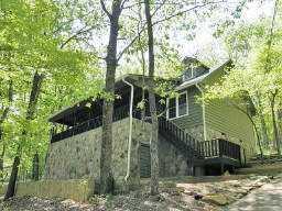 854 Lake Arrowhead Dr., Waleska, GA 30183