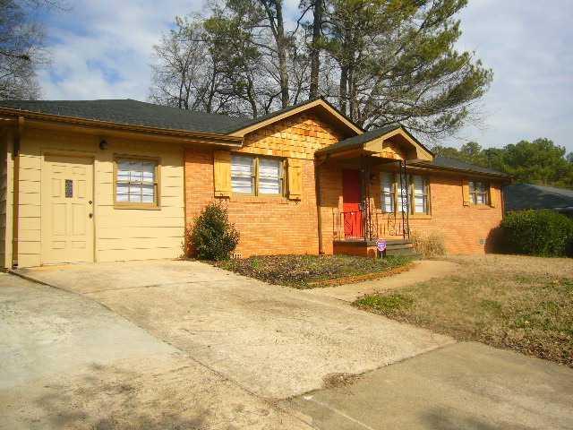 2070 Mesa Dr., Atlanta, GA 30316