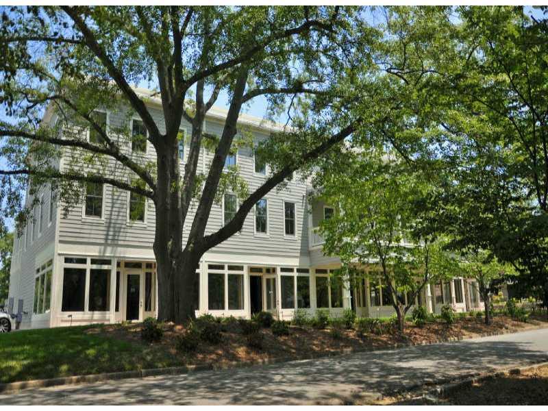 1144 Canton St. #201, Roswell, GA 30075