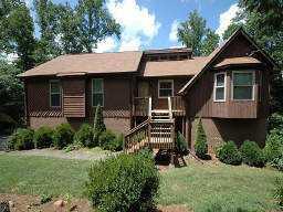 708 Cobb Tr., Woodstock, GA 30188