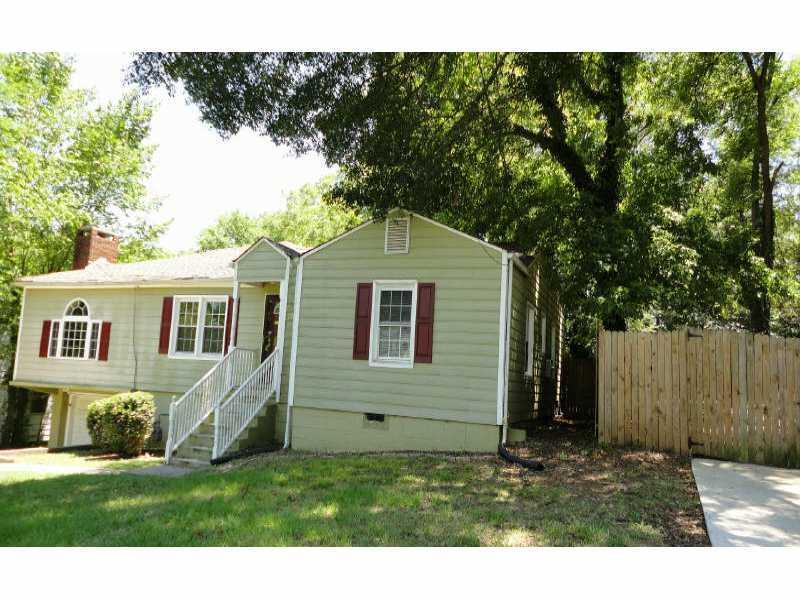 1271 Skyhaven Rd., Atlanta, GA 30316