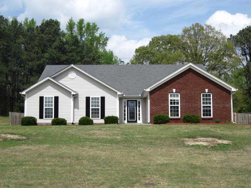 2502 Indian Bluffs Dr., Dacula, GA 30019