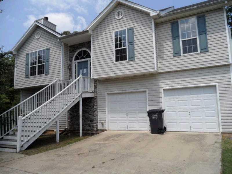 2538 Courtney Renea Dr., Dacula, GA 30019