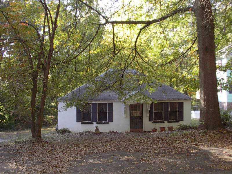 2405 Glynn Dr., Atlanta, GA 30316