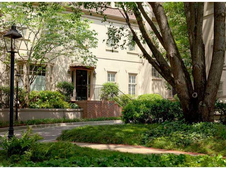 2525 Peachtree Rd. #18, Atlanta, GA 30305