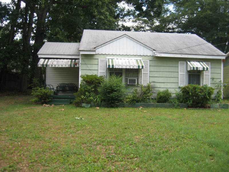 4221 Weaver St., Smyrna, GA 30080