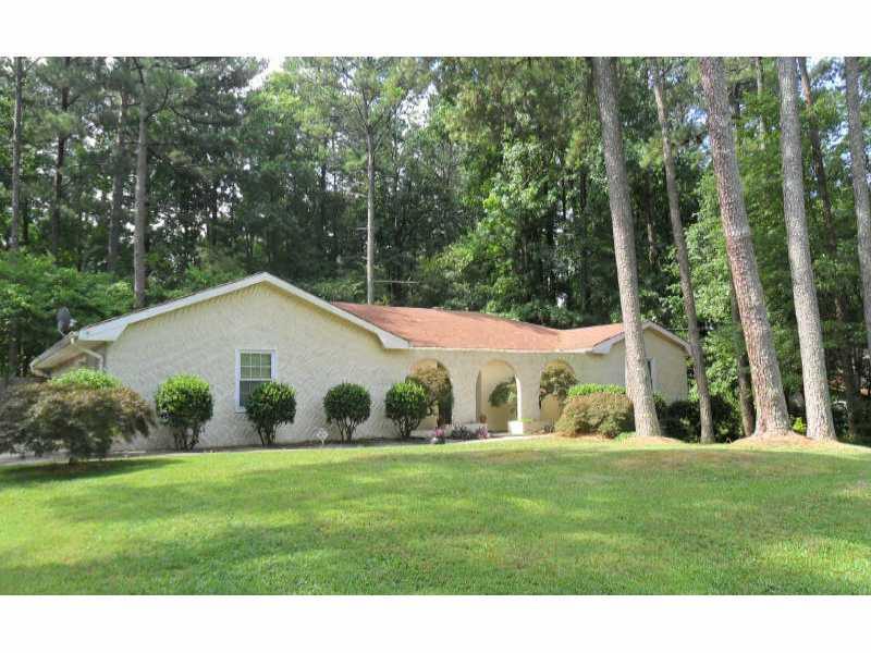 4062 Whispering Forest Ct., Lilburn, GA 30047