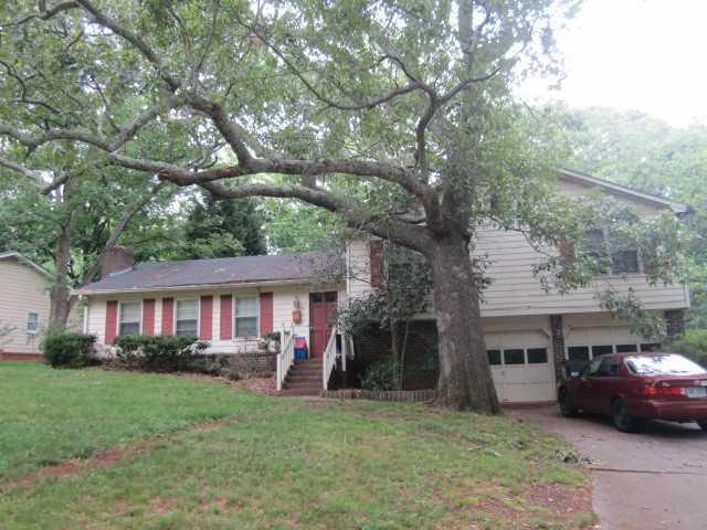 1530 Oleander Ln., Lilburn, GA 30047