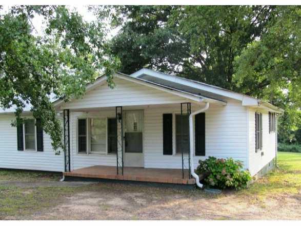6318 Spout Springs Rd., Flowery Branch, GA 30542