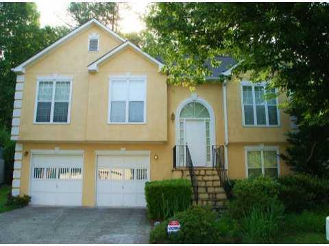 5210 Harbins Point Ln., Lilburn, GA 30047