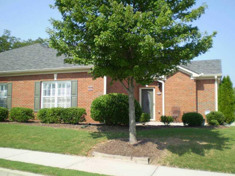 119 Holiday Rd. #204, Buford, GA 30518