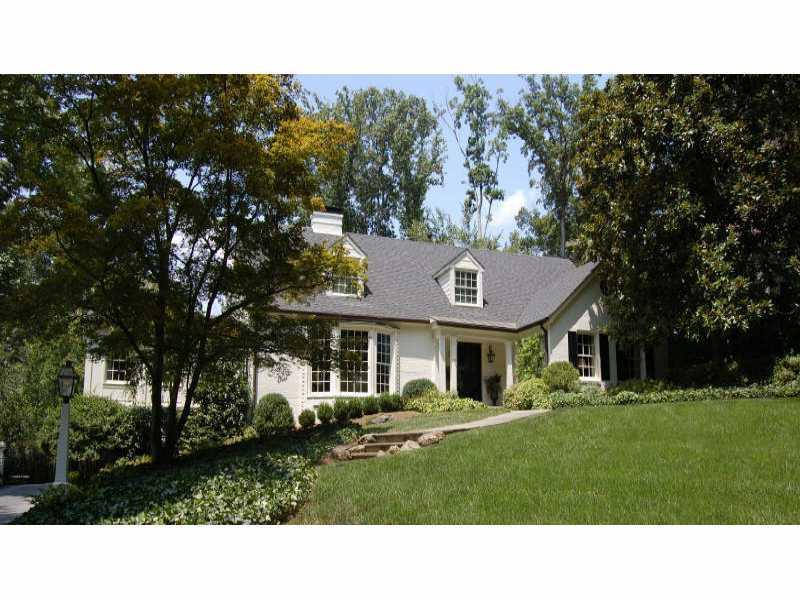 525 Manor Ridge Dr., Atlanta, GA 30305