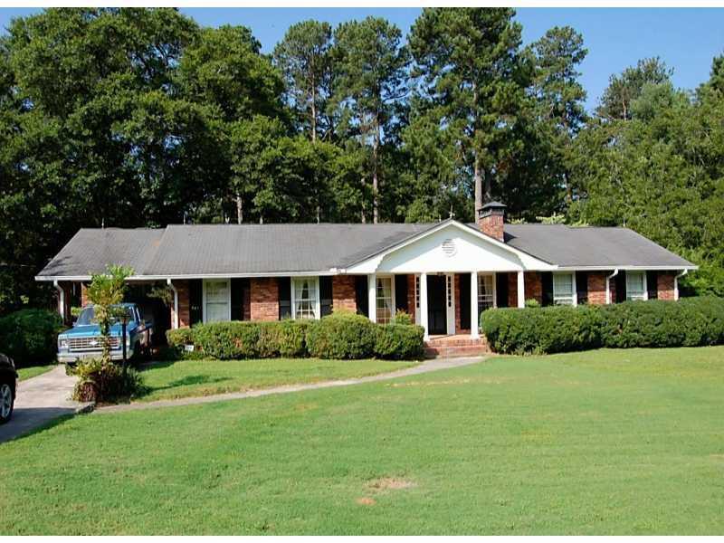 201 Glen Iris Dr., Monroe, GA 30655