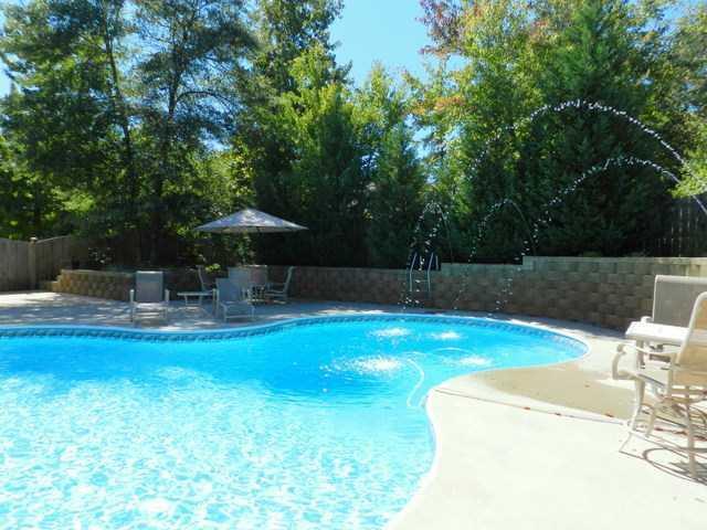 799 Karingway Ln., Kennesaw, GA 30152