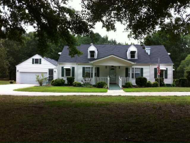 3550 Tom Brewer Rd., Loganville, GA 30052